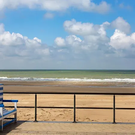 Apartment In Ostend Near Seafront, Cleaning Included Middelkerke